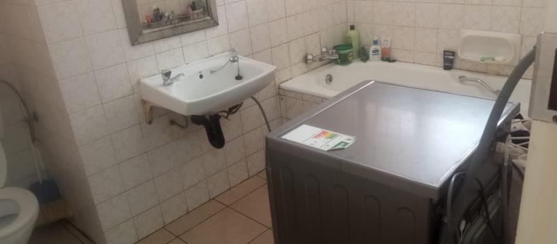 2 Bedroom Property for Sale in Silverton Gauteng