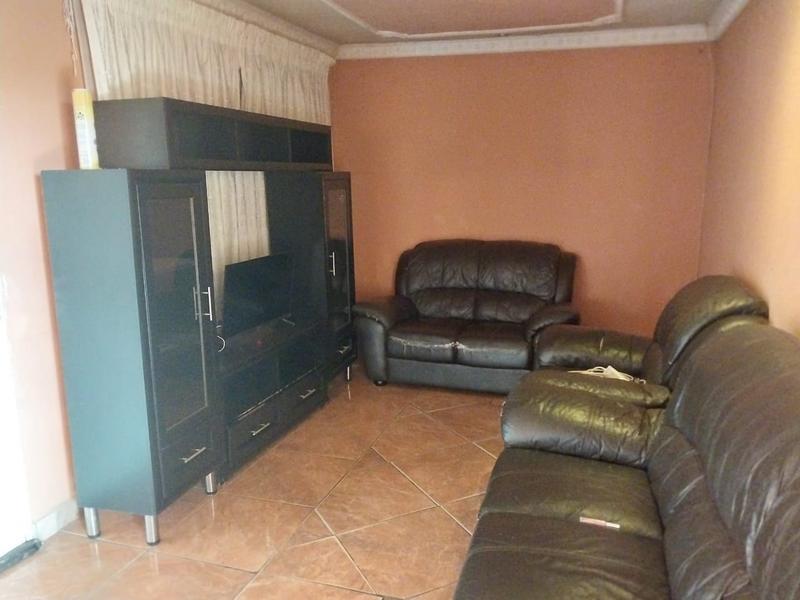 4 Bedroom Property for Sale in Protea Garden Gauteng