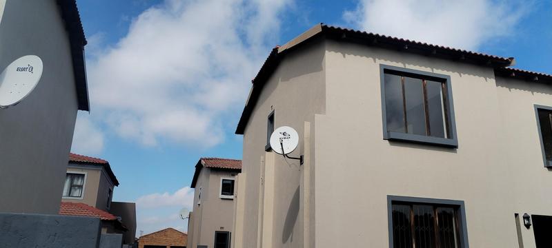 To Let 3 Bedroom Property for Rent in Eleadah Gauteng