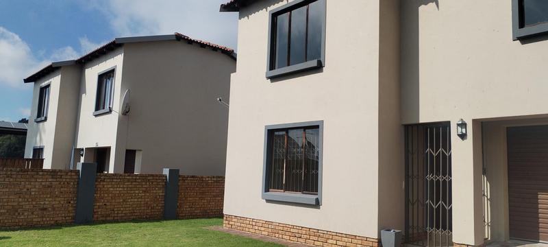 To Let 3 Bedroom Property for Rent in Eleadah Gauteng
