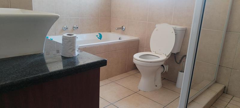 To Let 3 Bedroom Property for Rent in Eleadah Gauteng