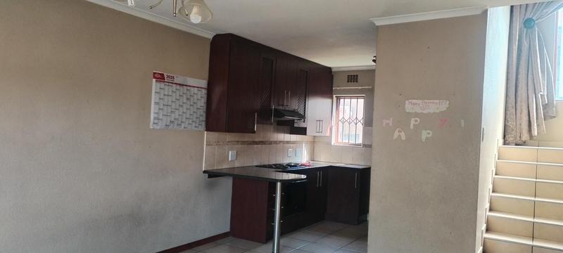 To Let 3 Bedroom Property for Rent in Eleadah Gauteng