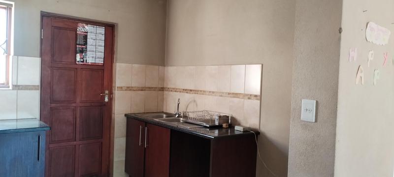 To Let 3 Bedroom Property for Rent in Eleadah Gauteng