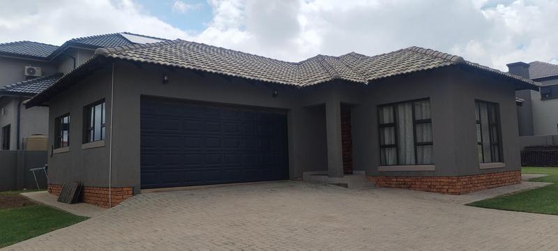 3 Bedroom Property for Sale in Wildtuinpark Gauteng
