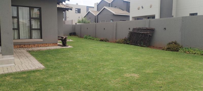 3 Bedroom Property for Sale in Wildtuinpark Gauteng
