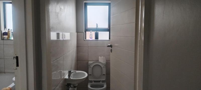 3 Bedroom Property for Sale in Wildtuinpark Gauteng