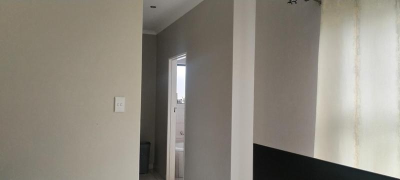 3 Bedroom Property for Sale in Wildtuinpark Gauteng