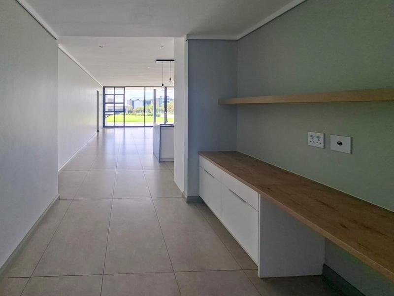 To Let 3 Bedroom Property for Rent in Midstream Estate Gauteng