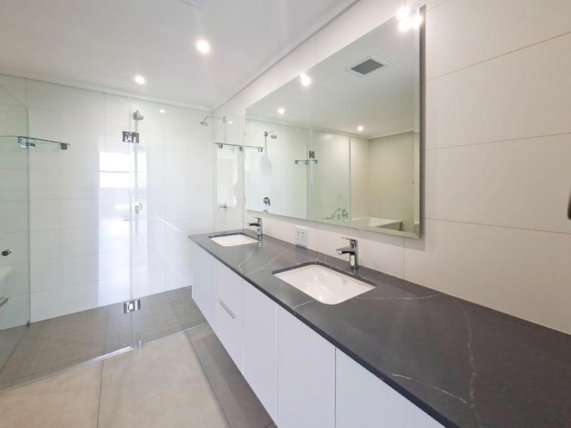 To Let 3 Bedroom Property for Rent in Midstream Estate Gauteng