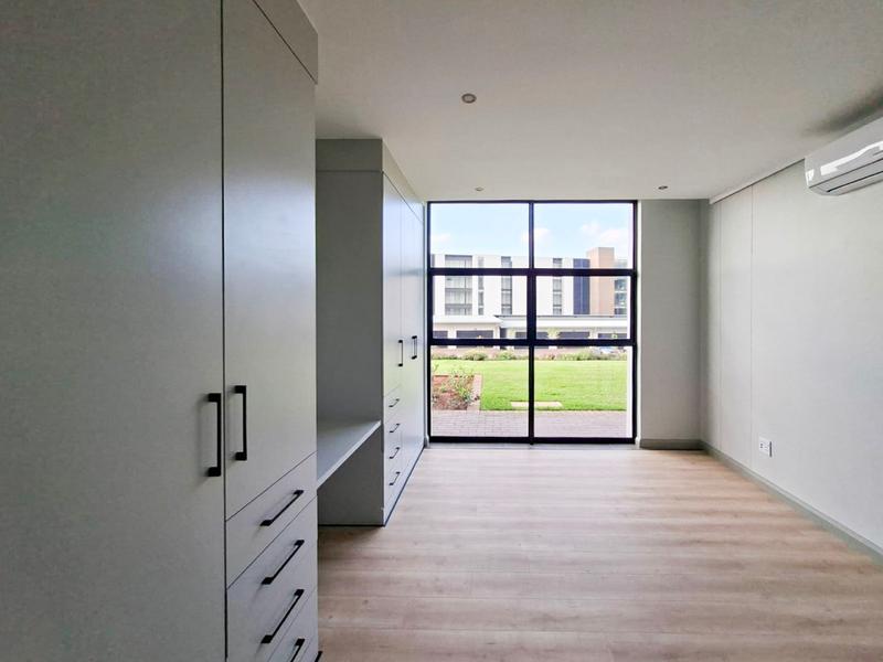 To Let 3 Bedroom Property for Rent in Midstream Estate Gauteng