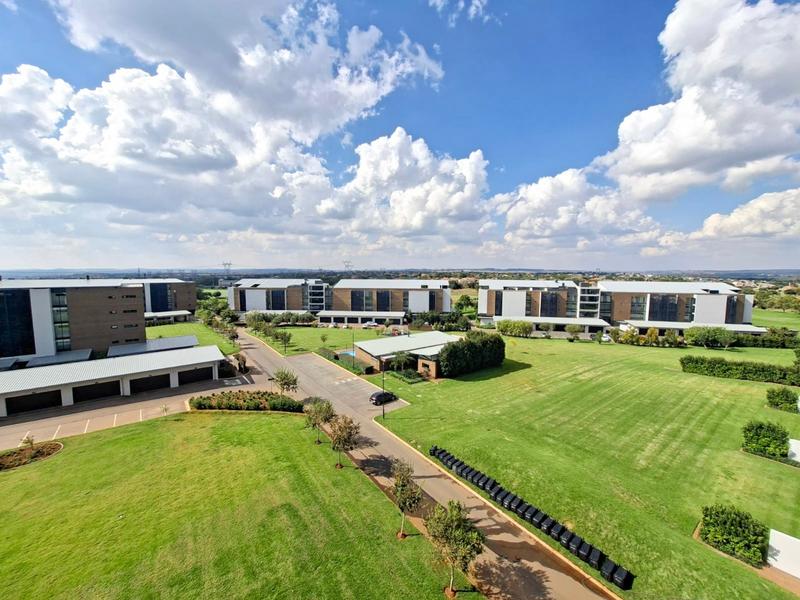 To Let 3 Bedroom Property for Rent in Midstream Estate Gauteng