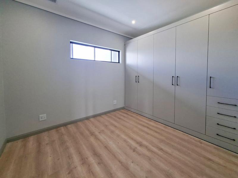 To Let 3 Bedroom Property for Rent in Midstream Estate Gauteng