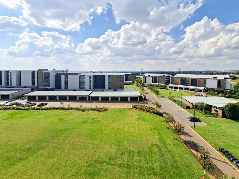 To Let 3 Bedroom Property for Rent in Midstream Estate Gauteng