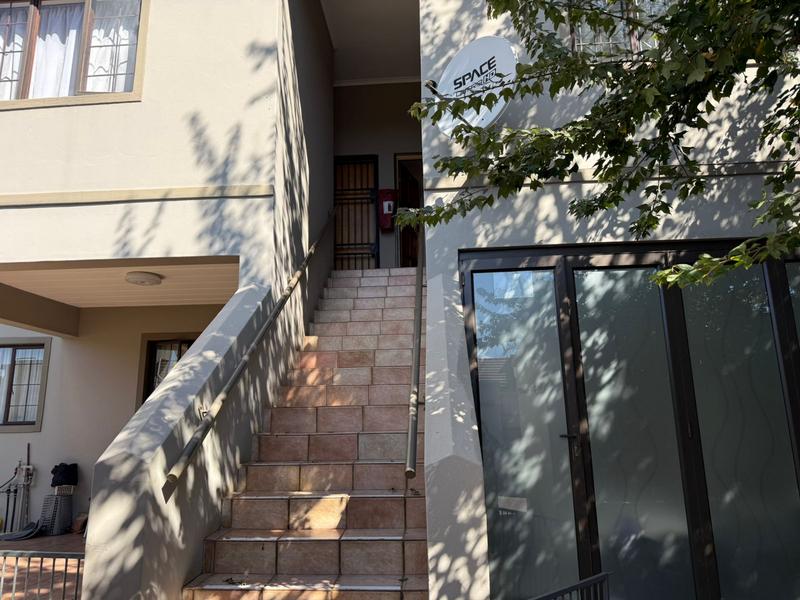 2 Bedroom Property for Sale in Eldoglen Gauteng