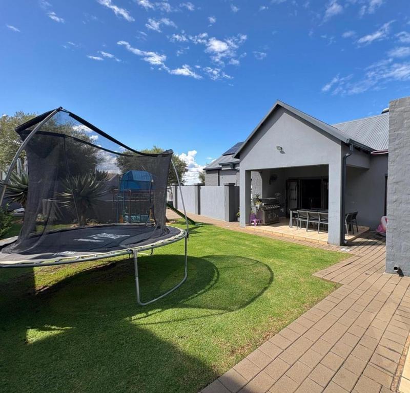 3 Bedroom Property for Sale in Midlands Estate Gauteng