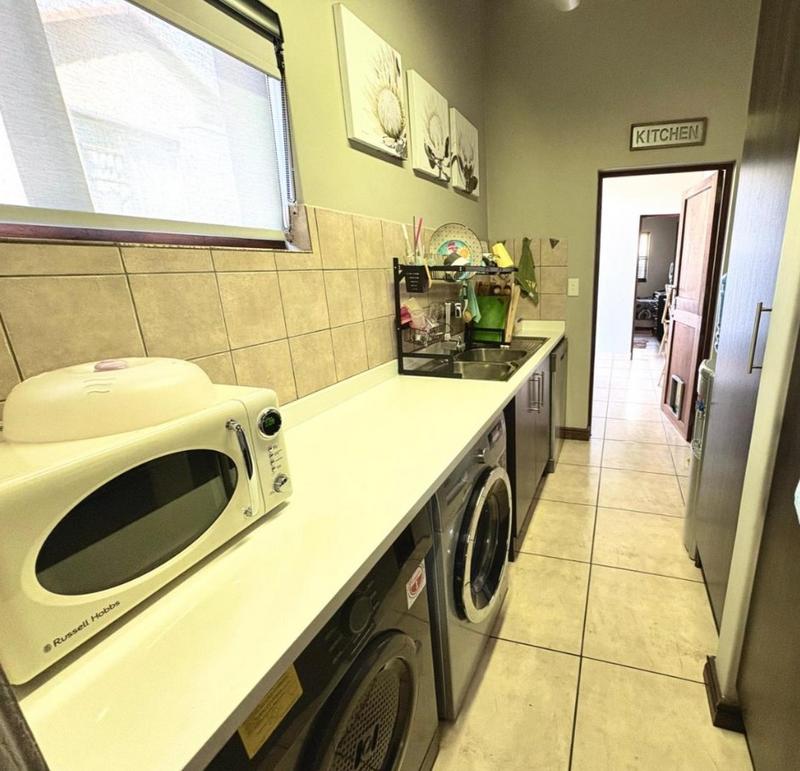3 Bedroom Property for Sale in Midlands Estate Gauteng