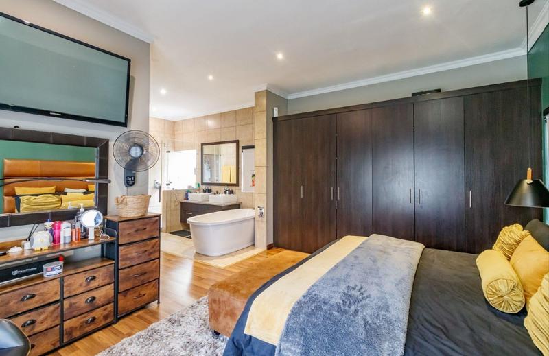 3 Bedroom Property for Sale in Midlands Estate Gauteng
