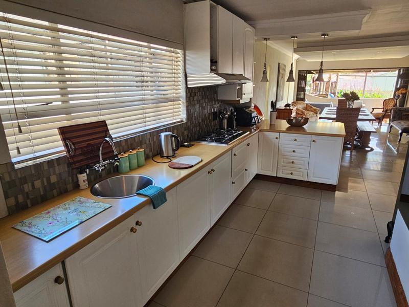 4 Bedroom Property for Sale in Randhart Gauteng