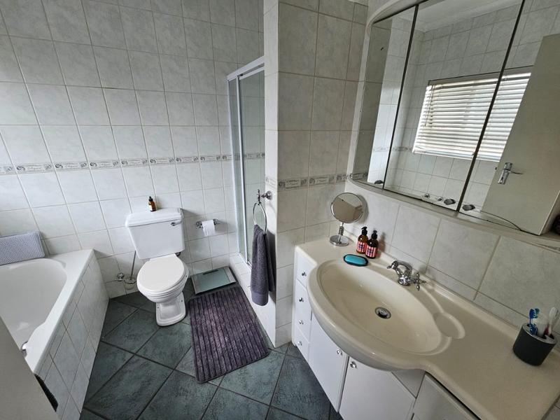 4 Bedroom Property for Sale in Randhart Gauteng