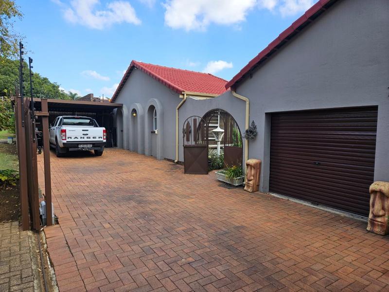 4 Bedroom Property for Sale in Randhart Gauteng
