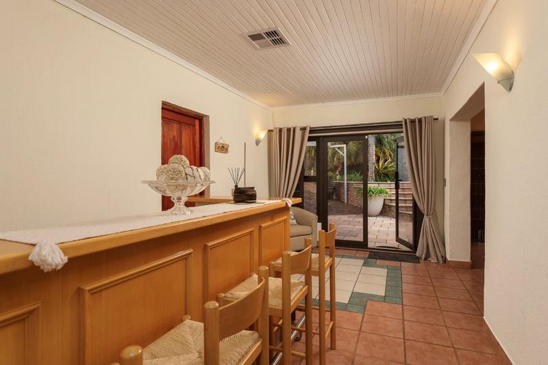 4 Bedroom Property for Sale in Glenvista Gauteng