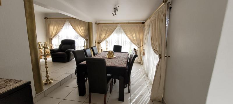 3 Bedroom Property for Sale in Glenvista Gauteng
