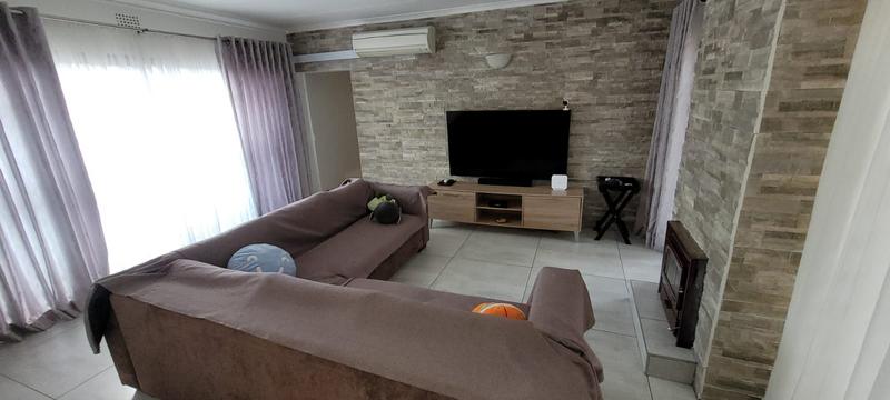 3 Bedroom Property for Sale in Glenvista Gauteng