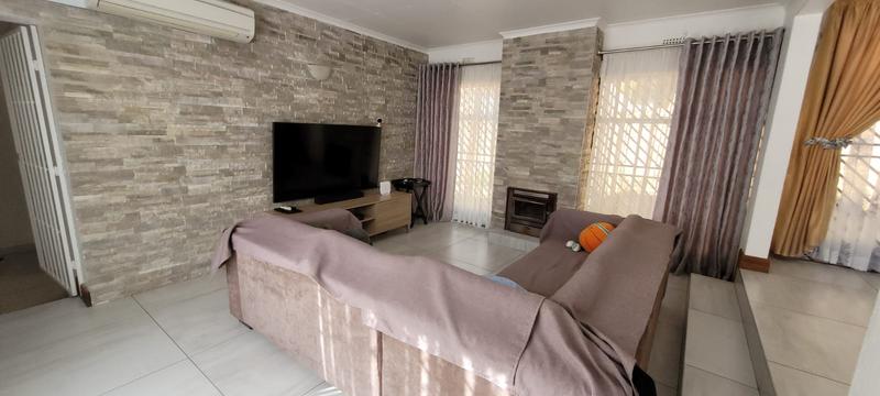 3 Bedroom Property for Sale in Glenvista Gauteng