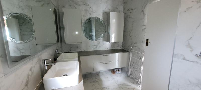 3 Bedroom Property for Sale in Glenvista Gauteng
