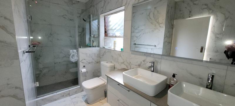 3 Bedroom Property for Sale in Glenvista Gauteng