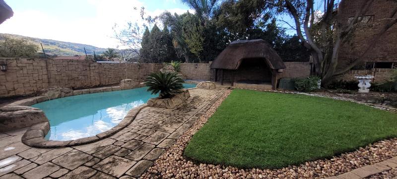 3 Bedroom Property for Sale in Glenvista Gauteng