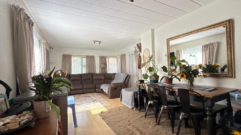 2 Bedroom Property for Sale in Glenvista Gauteng