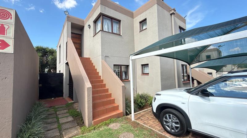 2 Bedroom Property for Sale in Glenvista Gauteng