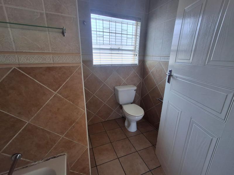 To Let 2 Bedroom Property for Rent in Vanderbijlpark CE 2 Gauteng