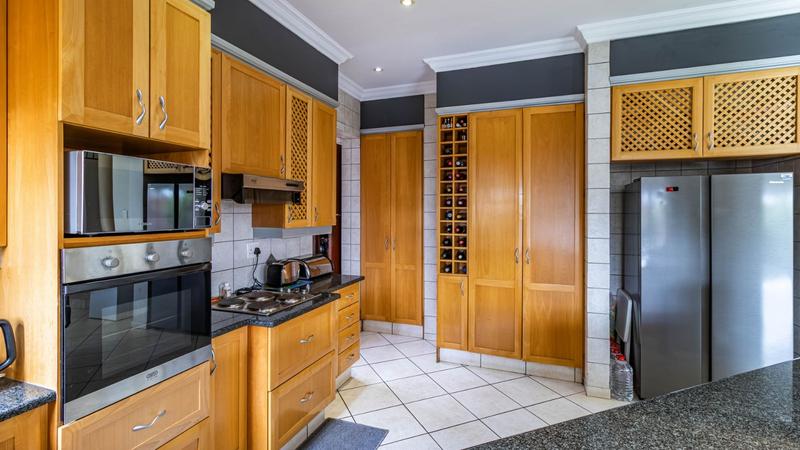 4 Bedroom Property for Sale in Florida Hills Gauteng
