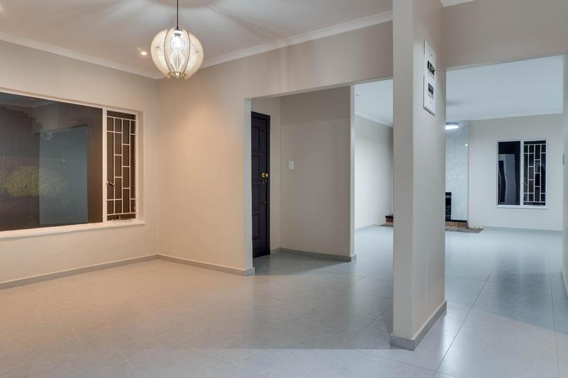 4 Bedroom Property for Sale in Glen Marais Gauteng