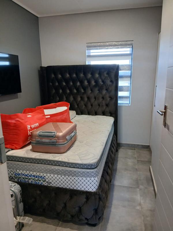 4 Bedroom Property for Sale in Lotus Gardens Gauteng