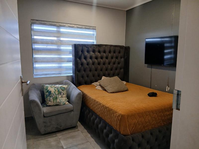 4 Bedroom Property for Sale in Lotus Gardens Gauteng