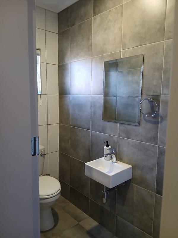 4 Bedroom Property for Sale in Lotus Gardens Gauteng
