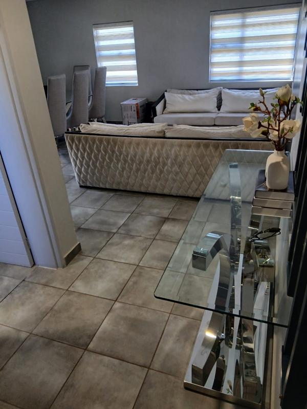 4 Bedroom Property for Sale in Lotus Gardens Gauteng