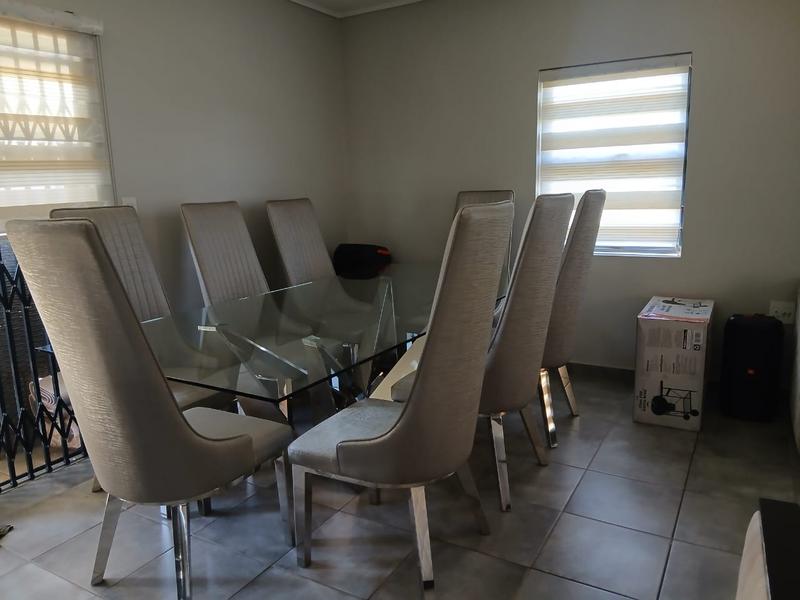 4 Bedroom Property for Sale in Lotus Gardens Gauteng