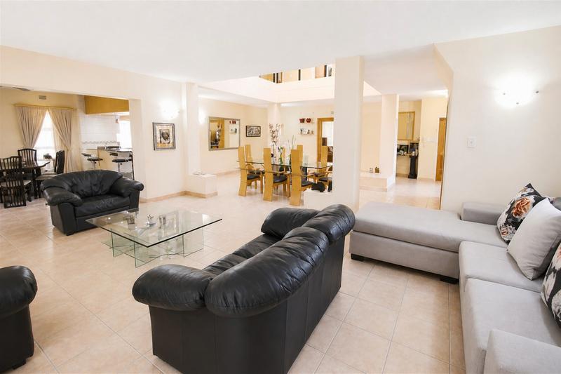 5 Bedroom Property for Sale in Bedfordview Gauteng