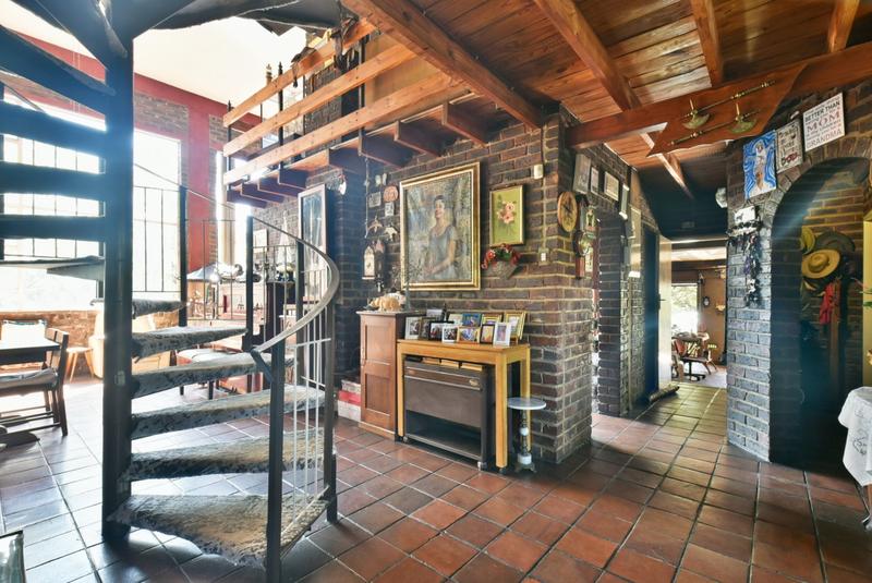 5 Bedroom Property for Sale in Glenvista Gauteng