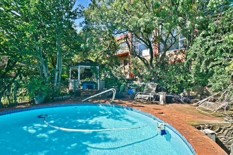 5 Bedroom Property for Sale in Glenvista Gauteng
