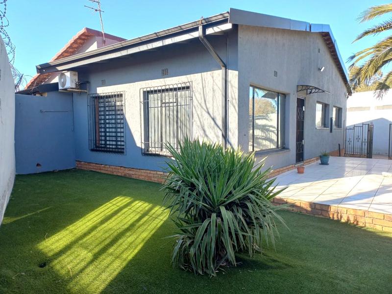 3 Bedroom Property for Sale in Lenasia Gauteng