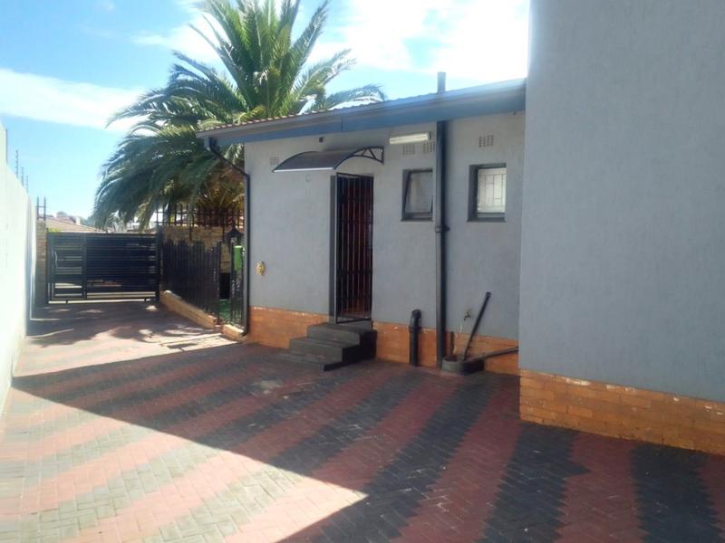 3 Bedroom Property for Sale in Lenasia Gauteng