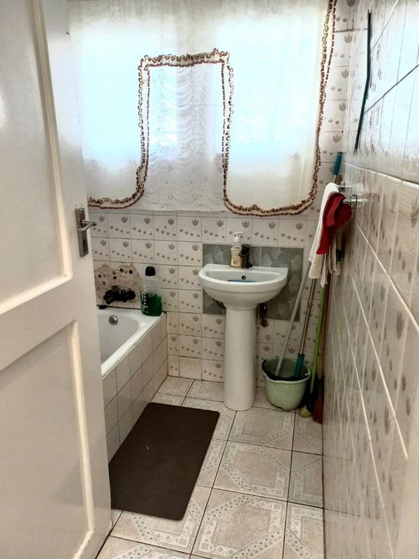 3 Bedroom Property for Sale in Lenasia Gauteng