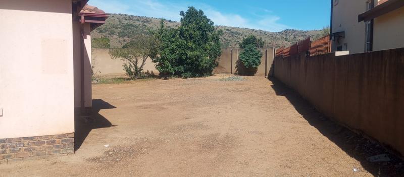 To Let 2 Bedroom Property for Rent in Kirkney Gauteng