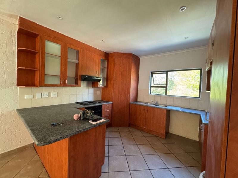 To Let 2 Bedroom Property for Rent in Sunninghill Gauteng