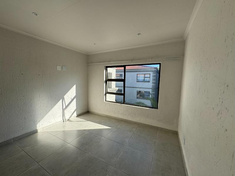 To Let 2 Bedroom Property for Rent in Sunninghill Gauteng